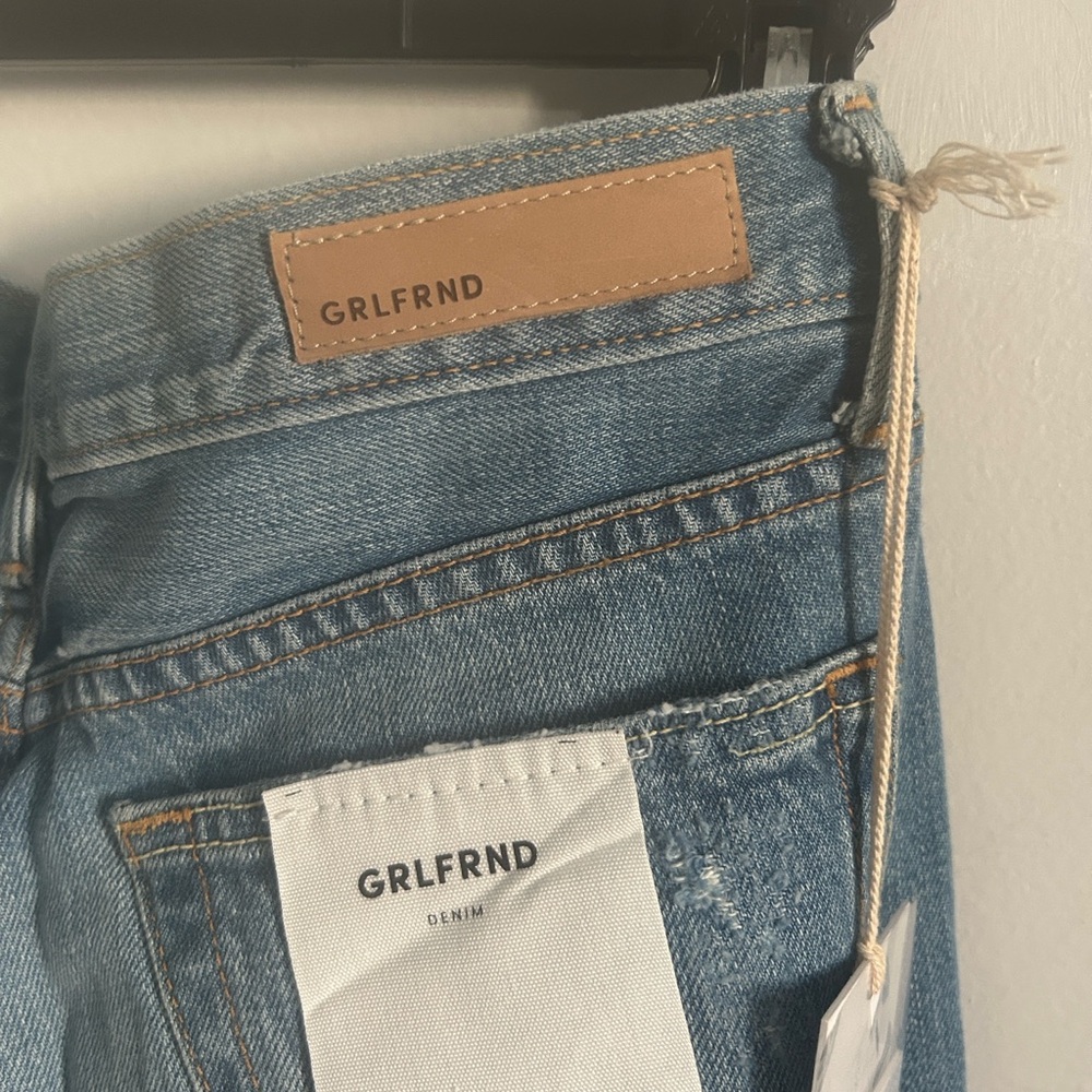 New GRLFRND The Helena Straight Leg Medium Wash Blue Distressed Ankle Denim Jean - Picture 8 of 11